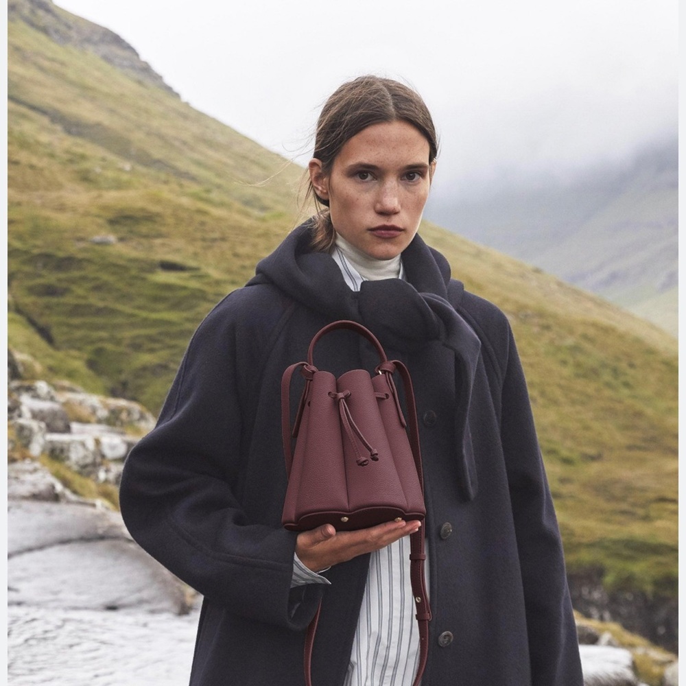 Número Huit Mini Polene Paris Burgundy Bucket Bag